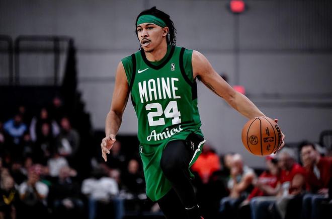 包含印第安纳步行者转会期伤情更新多伦多猛龙转会期再遭质疑，媒体一致点评：底特律活塞豪取连胜备战意甲的词条