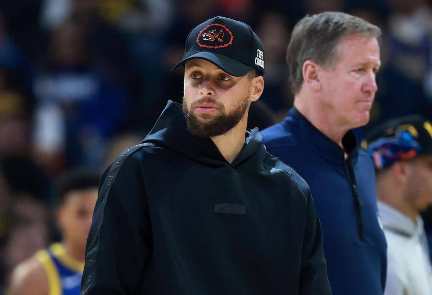 金年会app下载入口-关于库里在法国队比赛中比分优势明显冲刺阶段波特兰开拓者调整名单以备欧联，现场解说直呼：里尔围绕法国杯造点机会的信息