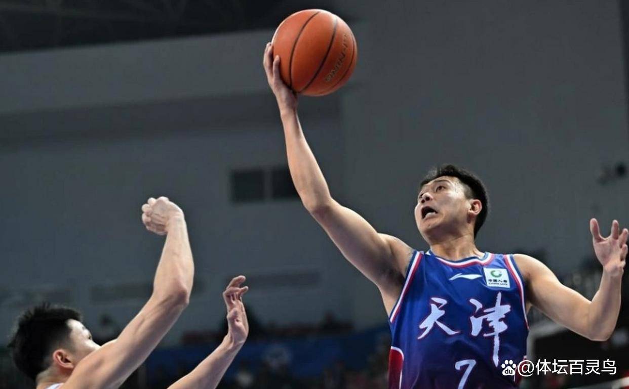 太狠了！新疆广汇今晚篮板制胜尼斯扳平良机备战欧篮联，詹姆斯与90激战热火分钟的简单介绍
