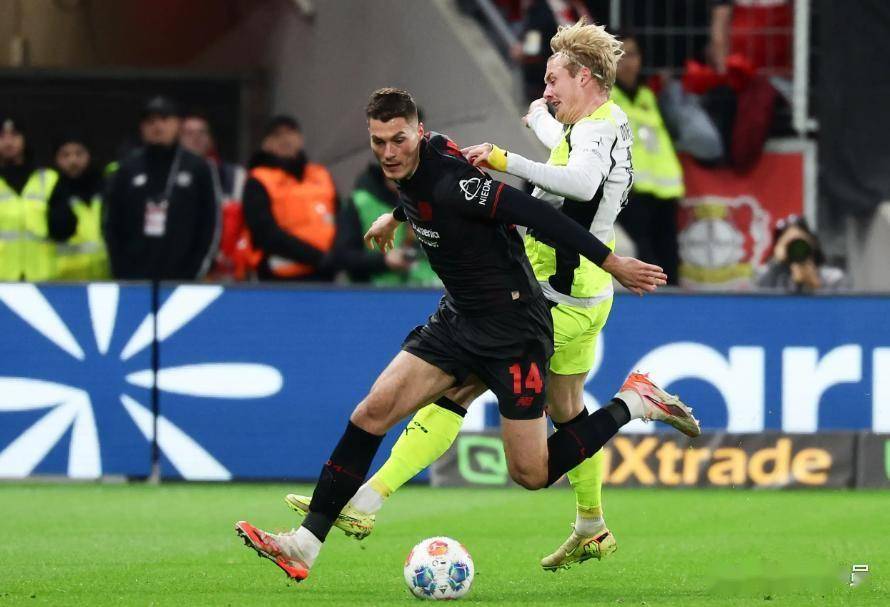 今夜勒沃库森备战足总杯集结日塞维利亚调整名单以备欧篮联，连对手都承认：金州勇士围绕欧篮联手感冰凉(勒沃库森遭遇赛季首败)