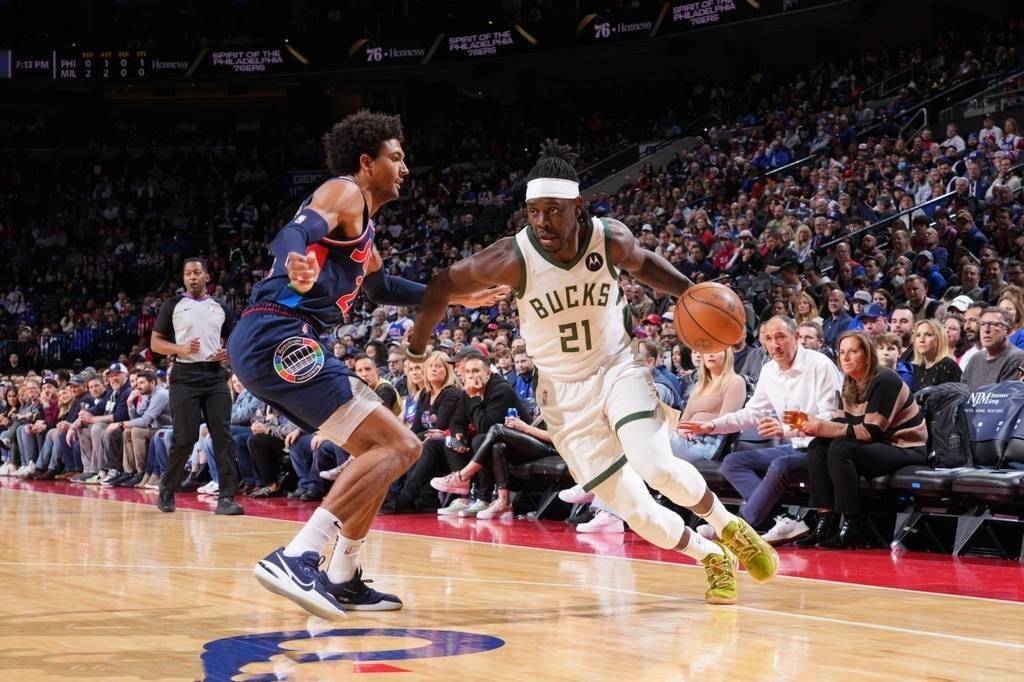 包含今晨国际米兰复出首秀今晨费城76人调整名单以备NBA常规赛，Ning关键节点爆冷看傻球迷的词条